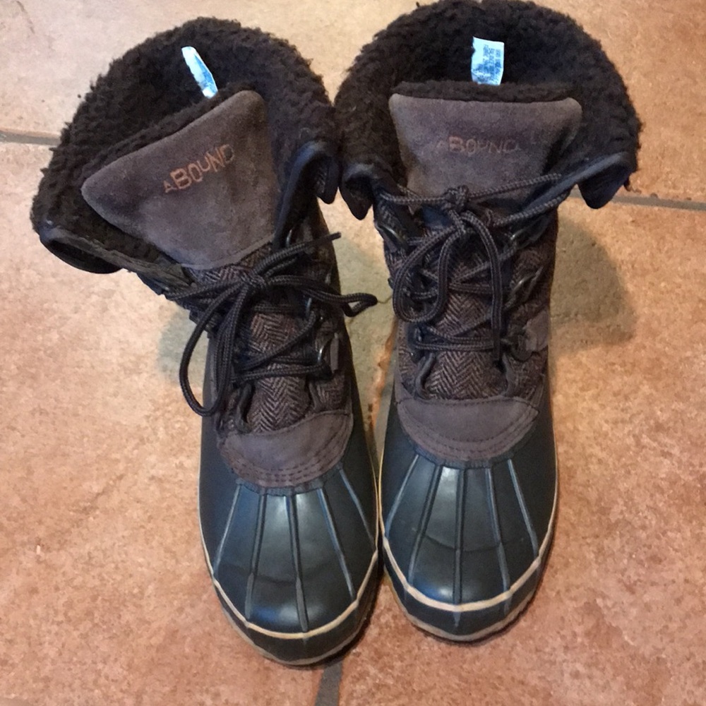 ABOUND BROWN LEATHER WINTER BOOTS SIZE 7M
